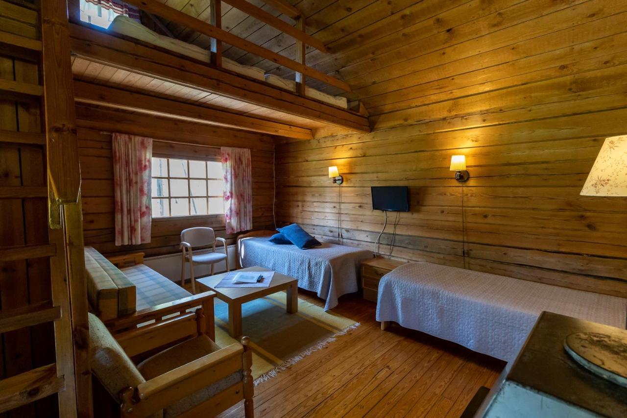 Aurantola Hotel Jaala Luaran gambar